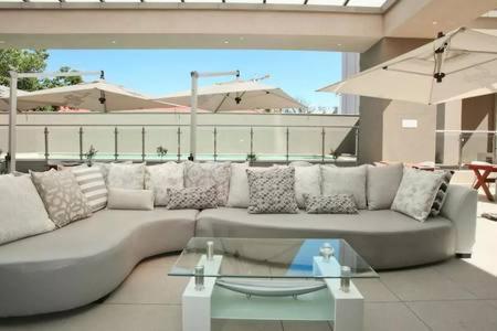 Sandton Skye Apartment Johannesburgo Exterior foto